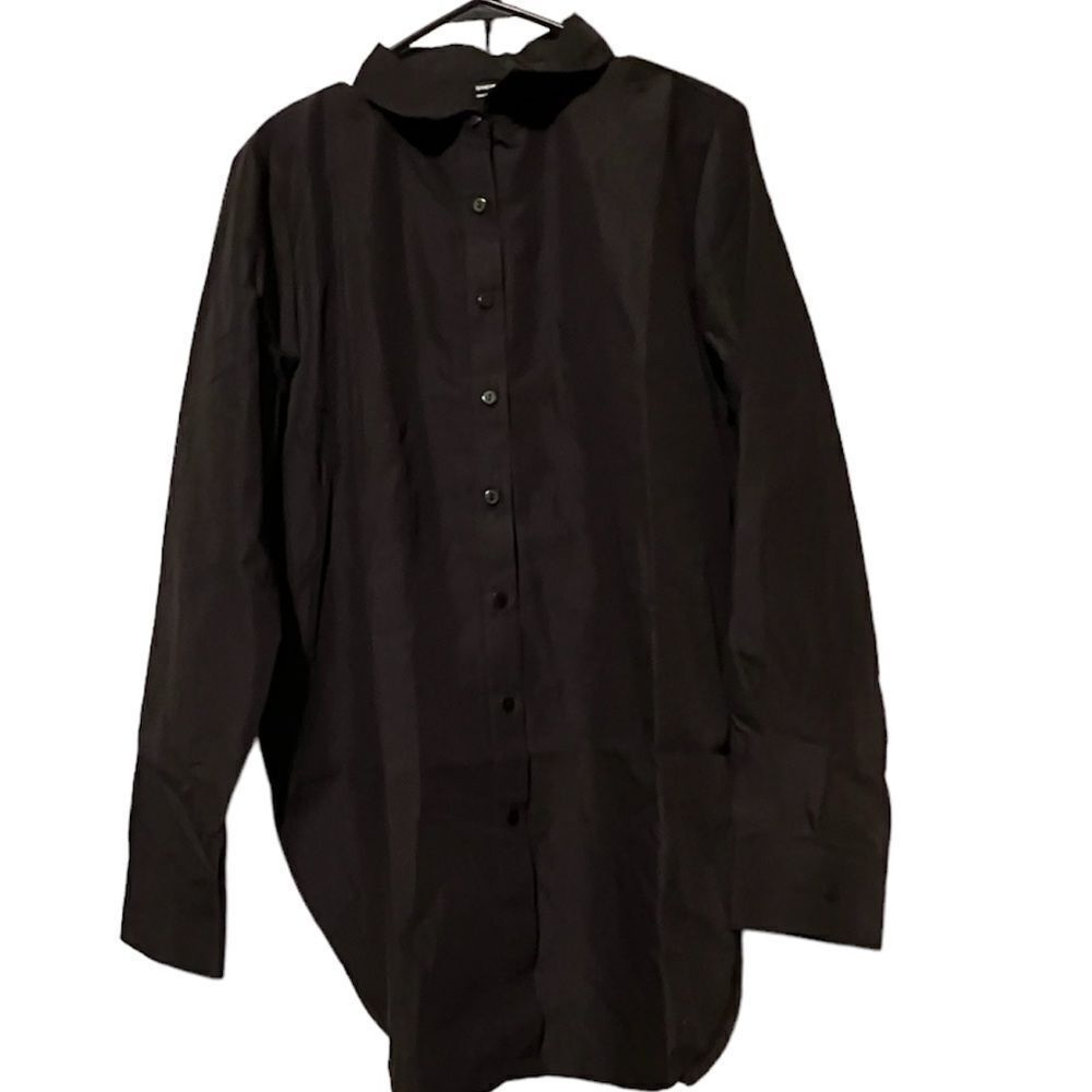 32. Shein Black Button Down Top L. Slits Up The Sides. Nwot